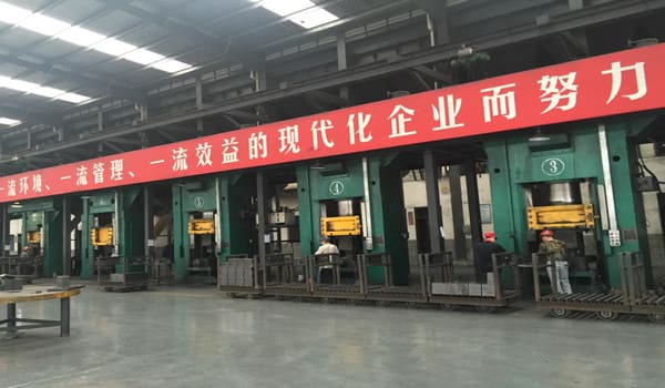 耐材生產(chan) 線所在車間